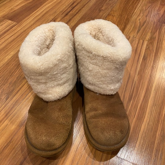 UGG BOOTS💗 - Picture 2 of 10